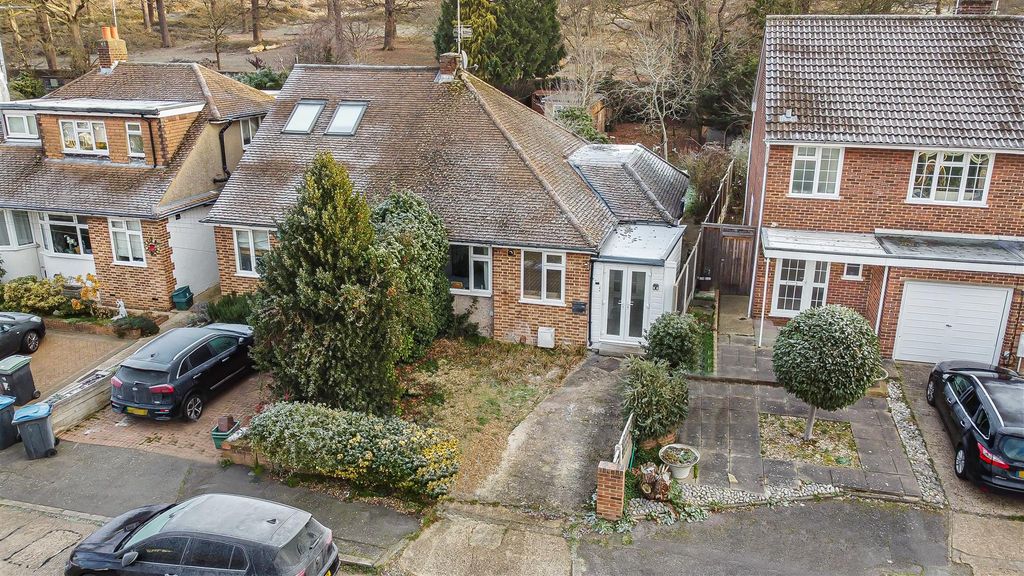 Property photo 1 of 28