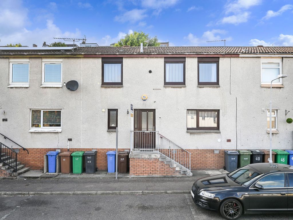Property photo 2 of 35