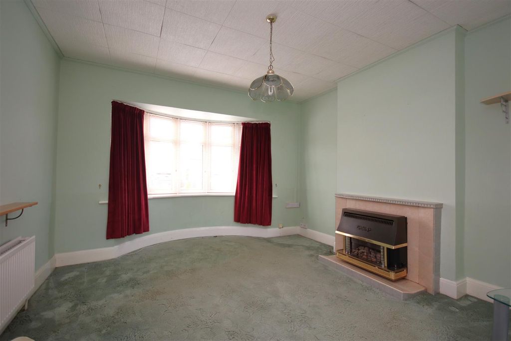 Property photo 2 of 18 Img_1048.Jpg