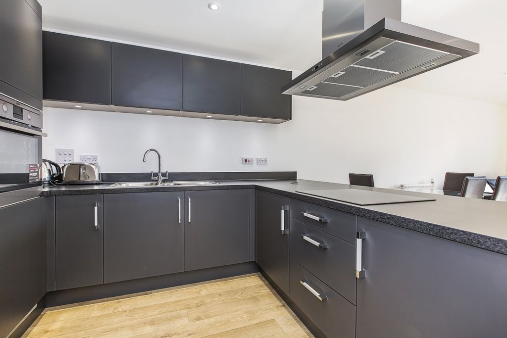 Property photo 3 of 10 Lucienne-Kitchen