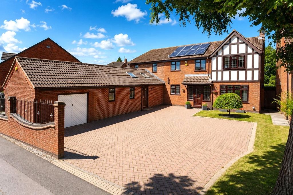 Property photo 1 of 23 Picture No. 24
