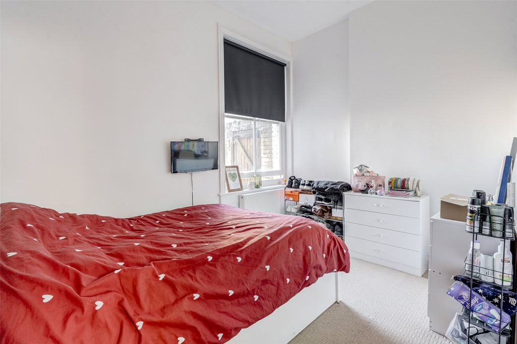 Property photo 3 of 7 Picture No. 06