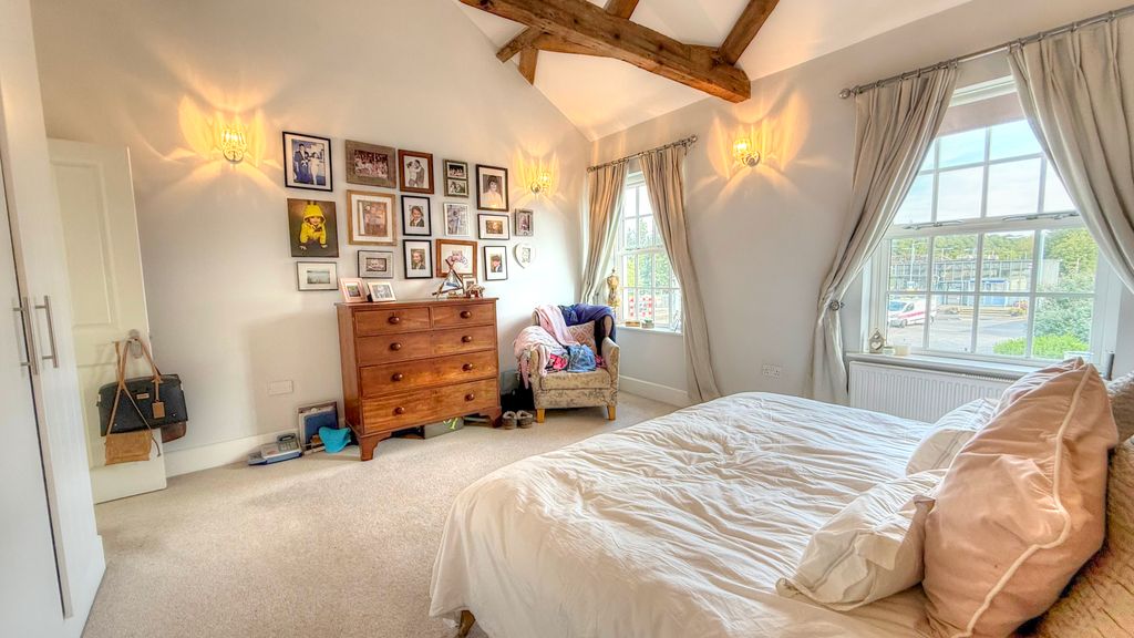 Property photo 3 of 32 Image8_Smooth