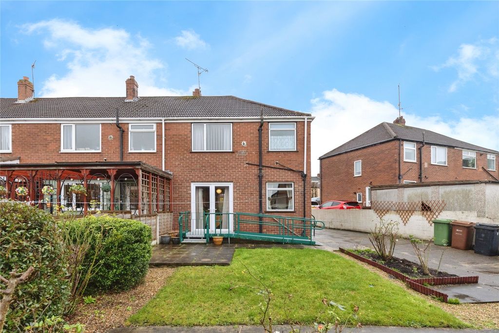 Property photo 3 of 18 Picture No. 26