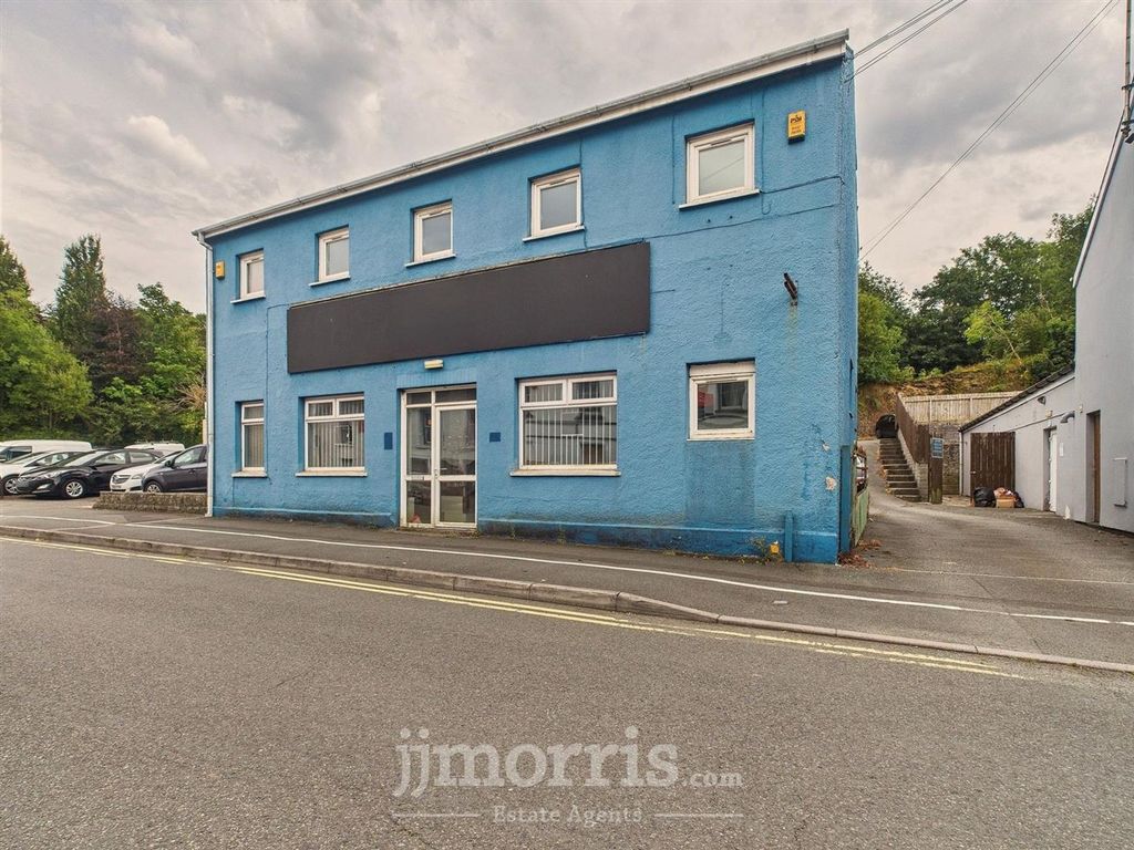 Property photo 1 of 14 43 Cartlett.Jpg