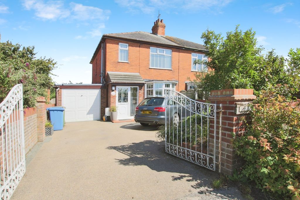Property photo 3 of 21 4351476