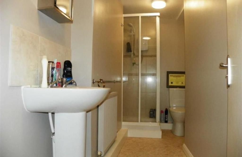 Property photo 2 of 4