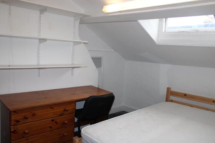 Property photo 1 of 24 Bedroom