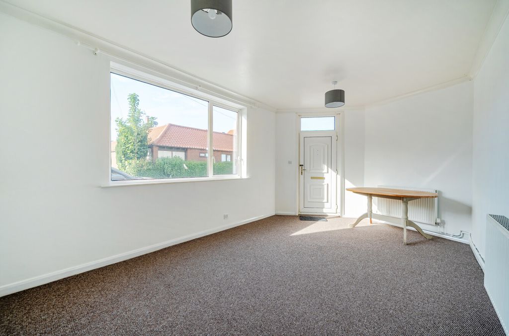 Property photo 2 of 17 1469037-2-6A17535...