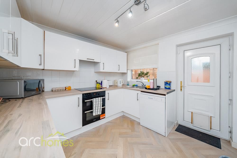 Property photo 3 of 20 Dsc08340-Edit.Jpg