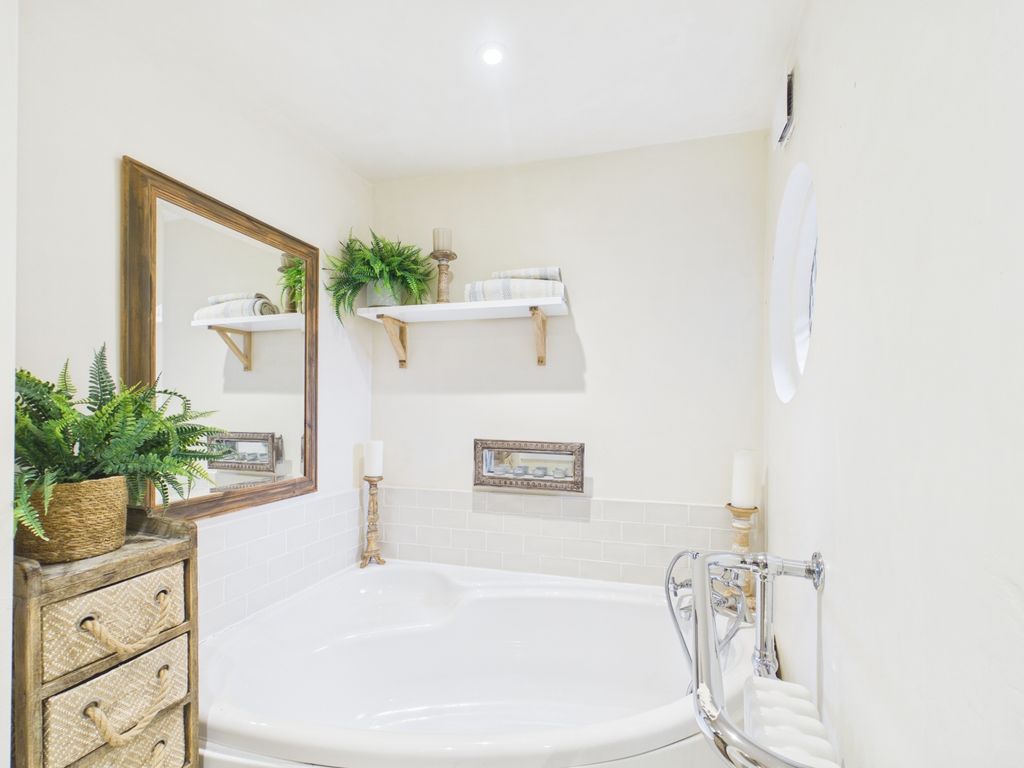 Additional image 14 of 4 bed terraced house for salePoppy Cottage 9 Hinckley Road, Burbage LE10