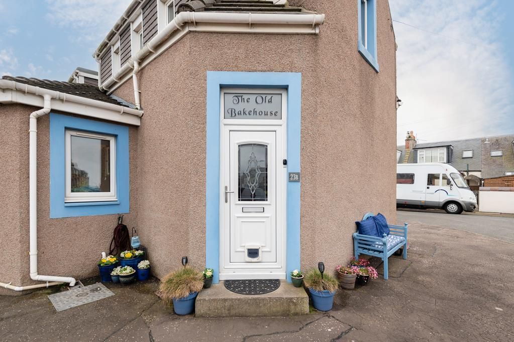 Property photo 2 of 27 Cup1465Seg Entrance Detail.Jpg