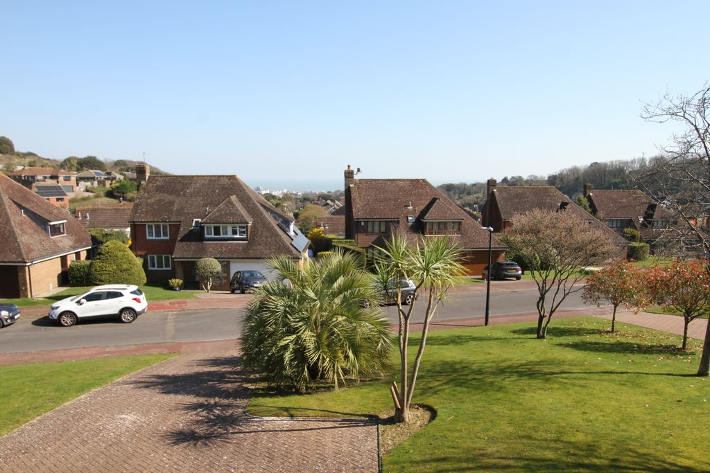 Additional image 32 of 4 bed detached house for saleLincoln Close, Eastbourne BN20