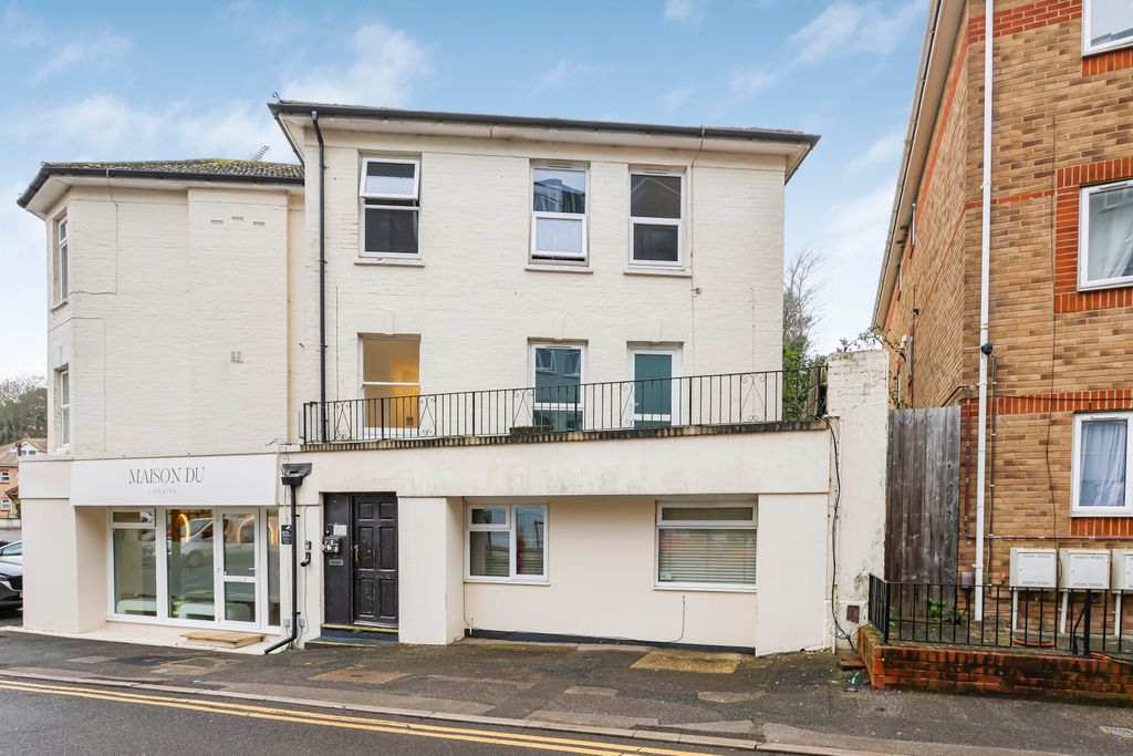 Property photo 1 of 11 333A5021