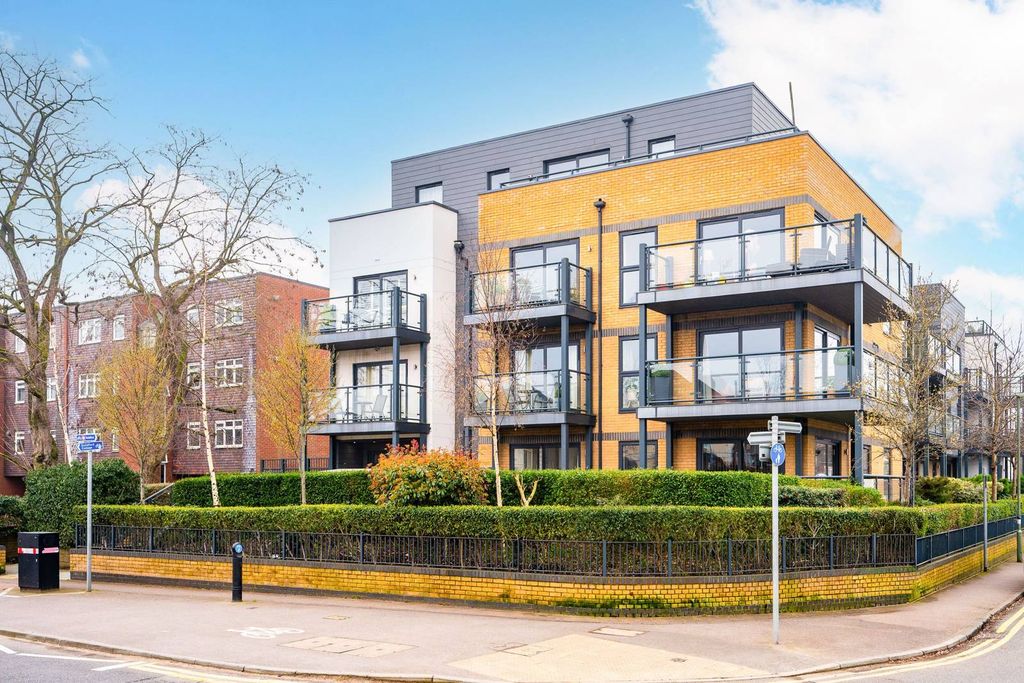 Property photo 2 of 15