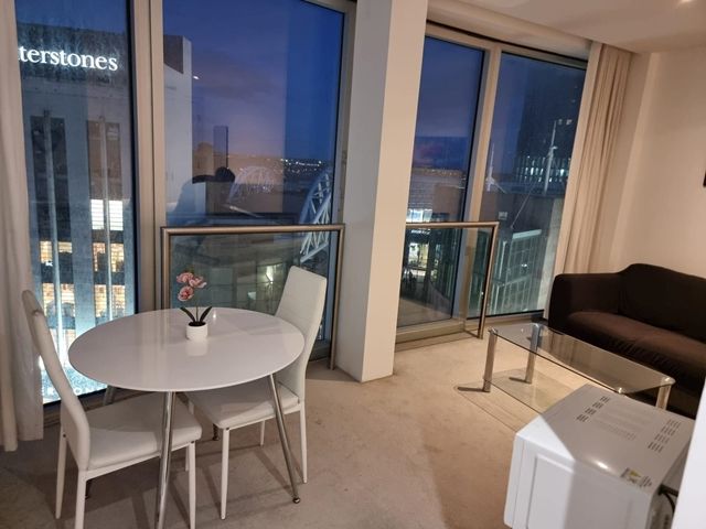 Property photo 3 of 8