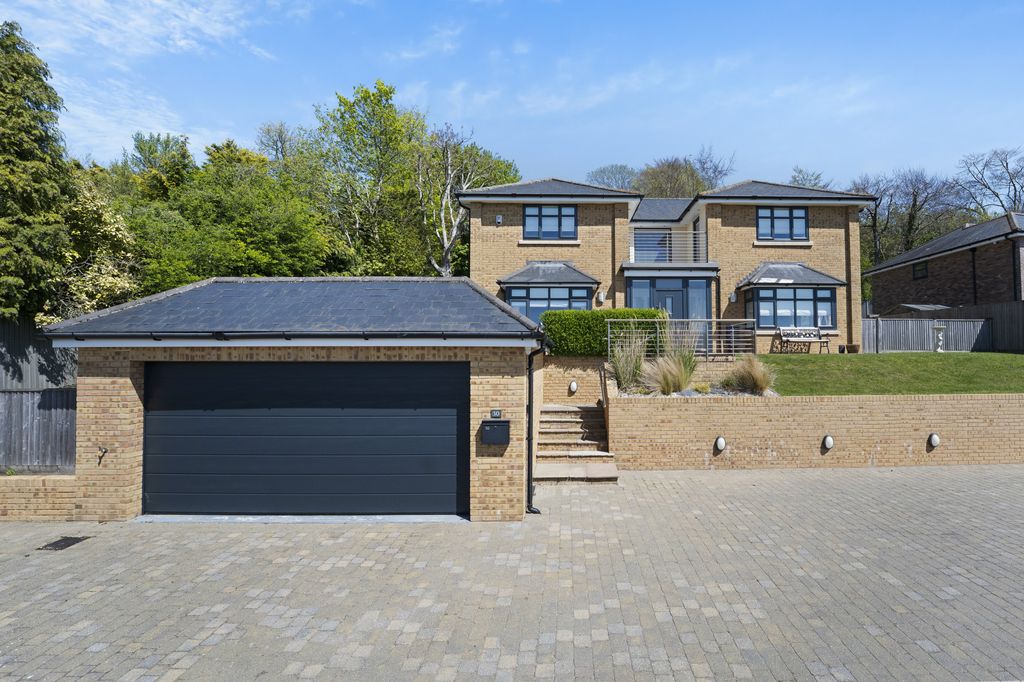 Property photo 3 of 22