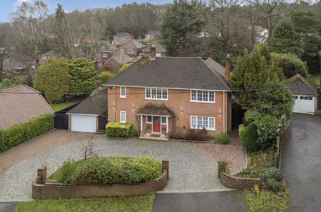 Property photo 1 of 19 1404514-4-69737F8...