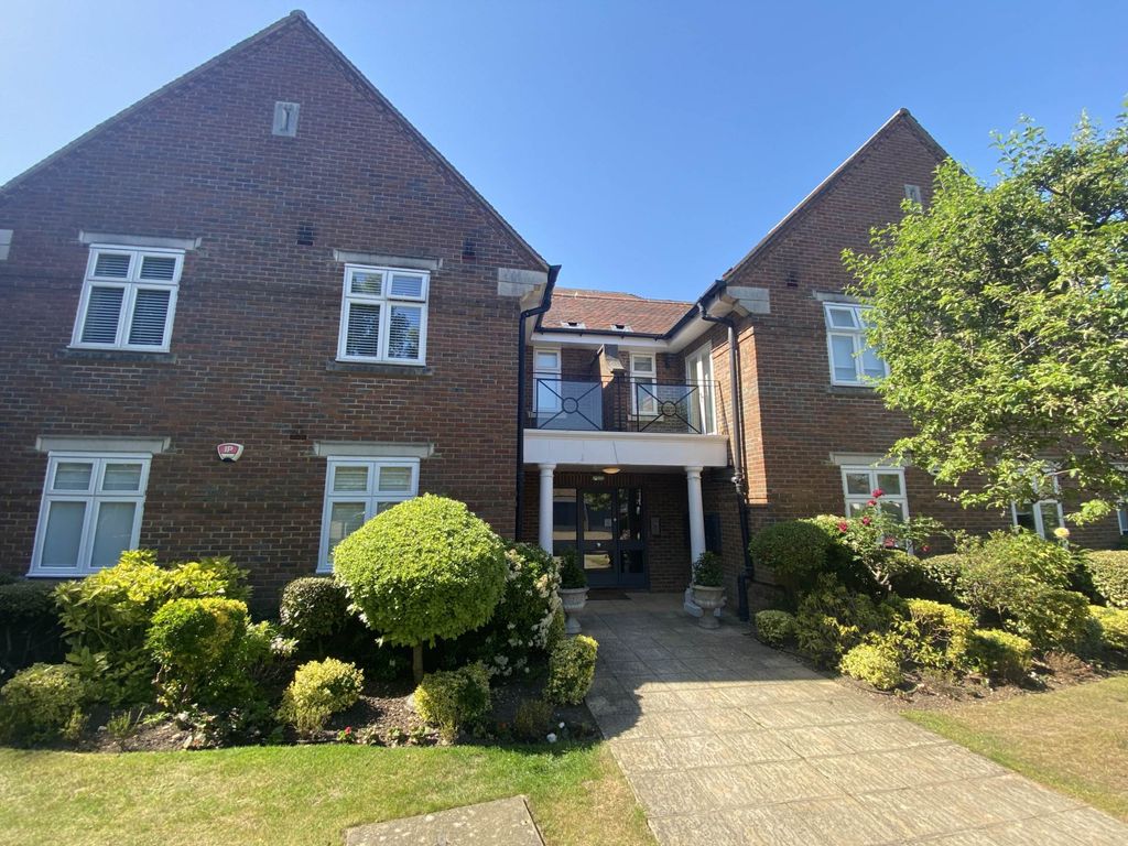 Property photo 2 of 15