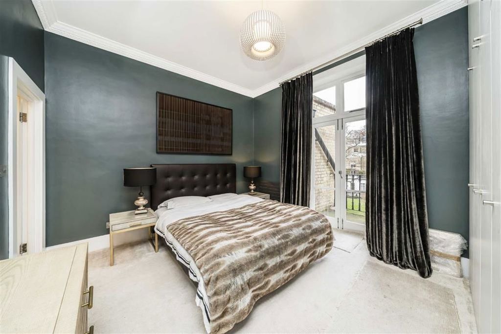 Property photo 3 of 8