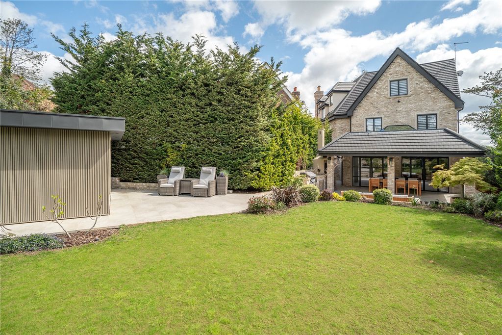 Additional image 26 of 6 bed detached house for saleAlderton Hill, Loughton, Essex IG10