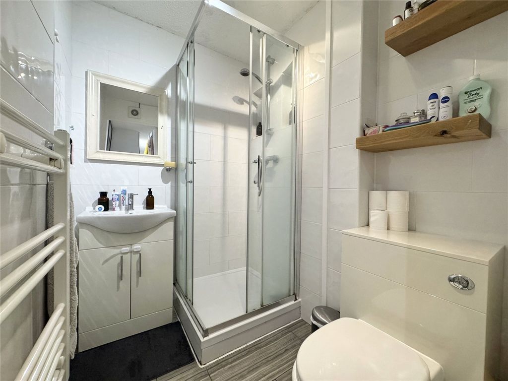 Property photo 3 of 8 Picture No. 04