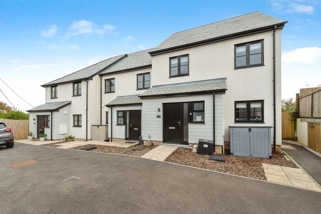 Property photo 1 of 16 Photo