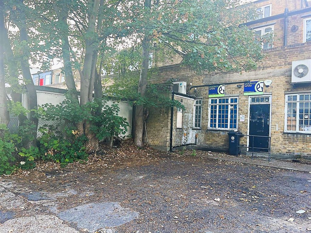 Property photo 3 of 7 London Road 109 Morden, Commercial Property To Let