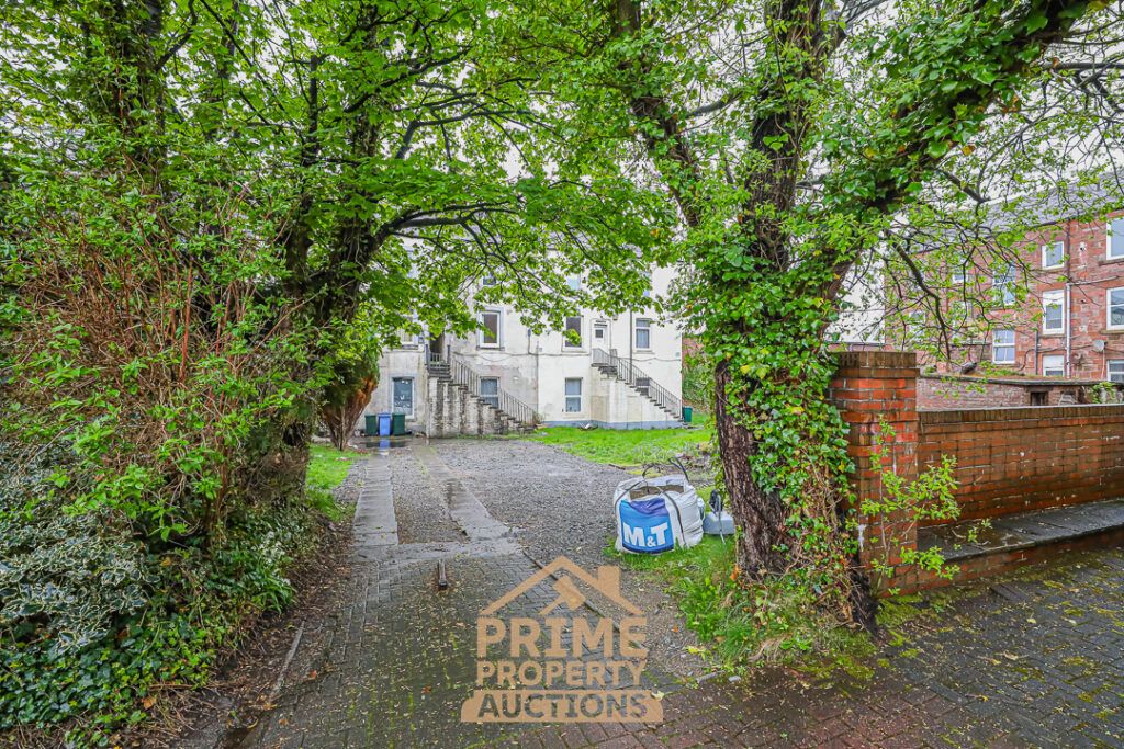 Property photo 2 of 9