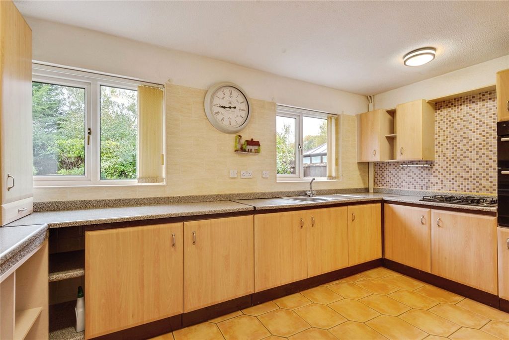 Property photo 3 of 22 Picture No. 08