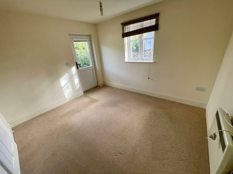 Property photo 3 of 13 Photo 14