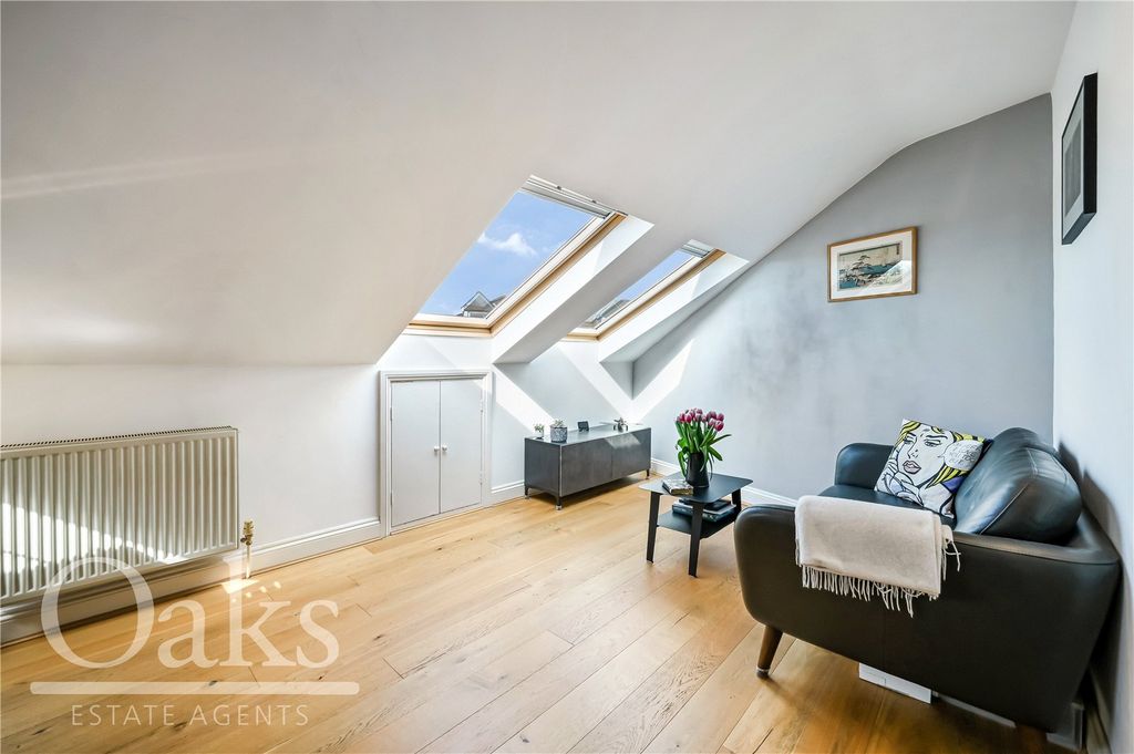 Property photo 2 of 8 Picture No. 05