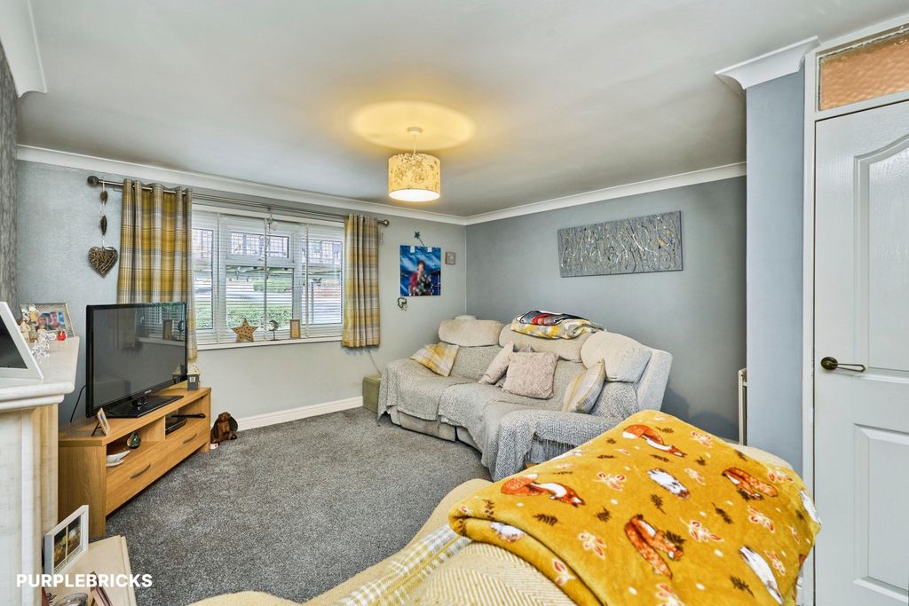Property photo 2 of 24
