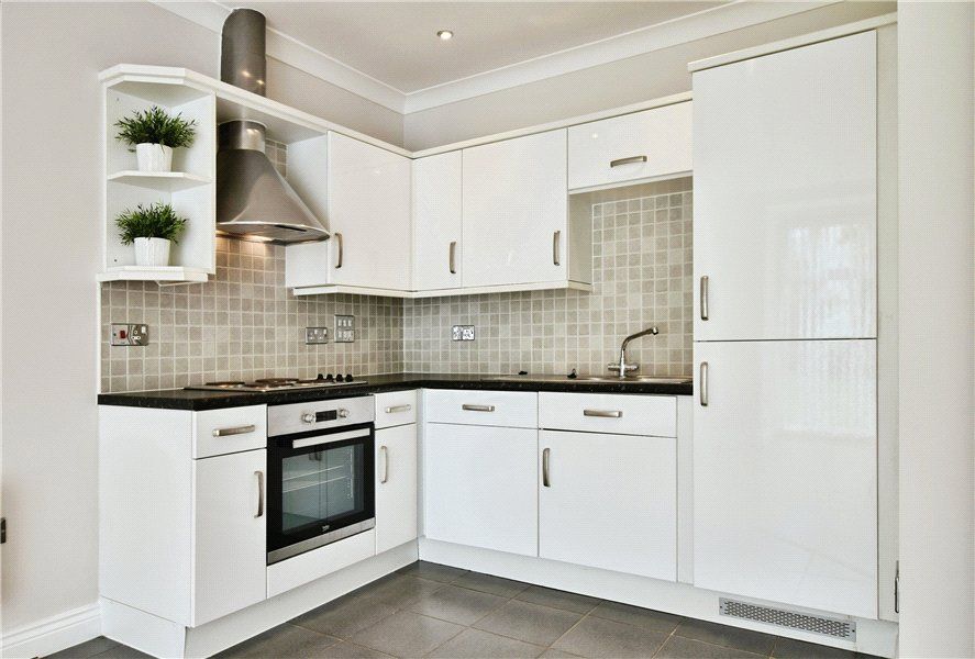 Property photo 2 of 15 Picture No. 03