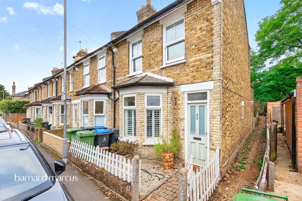 Property photo 1 of 10