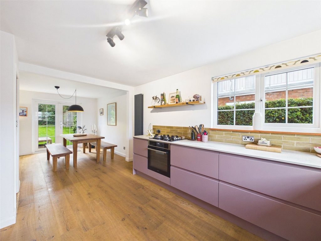 Property photo 3 of 16 Picture No. 05