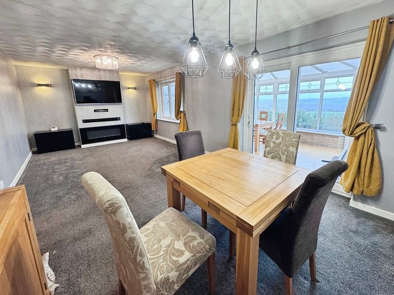 Property photo 3 of 11 Photo 11