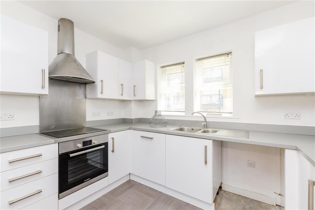 Property photo 3 of 4 Kitchen