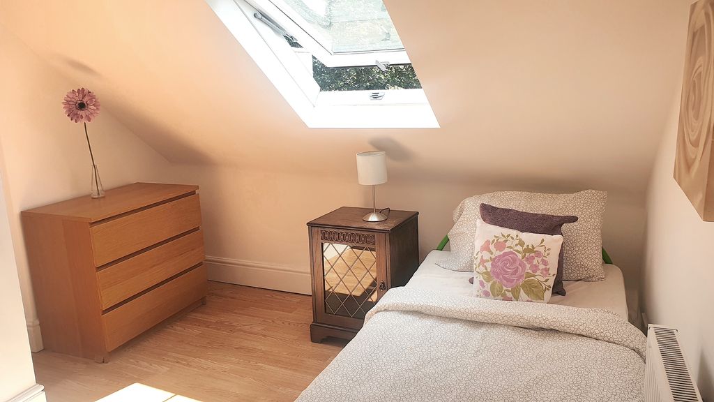 Property photo 2 of 5