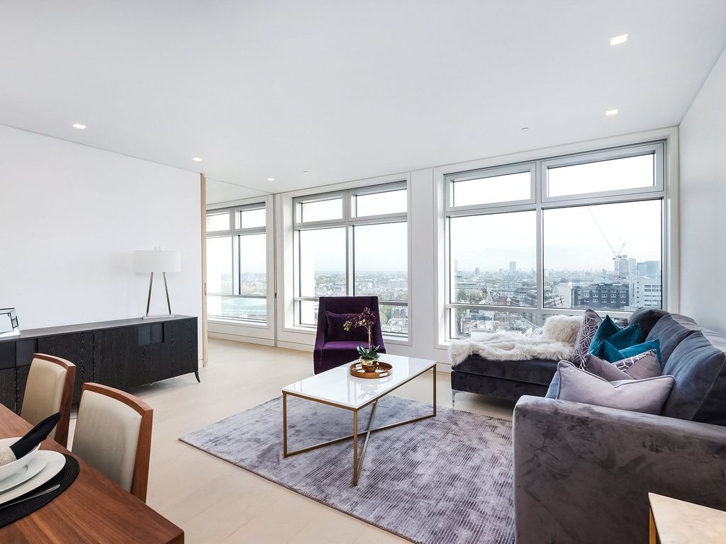 Property photo 1 of 13 Centre Point