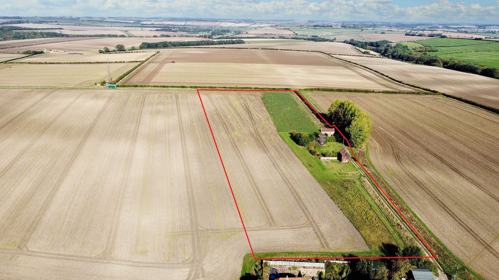 Property photo 1 of 21