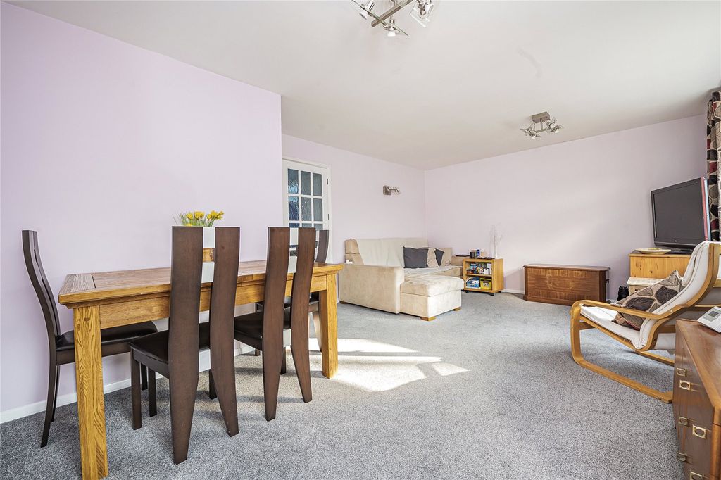 Property photo 3 of 19 Picture No. 04