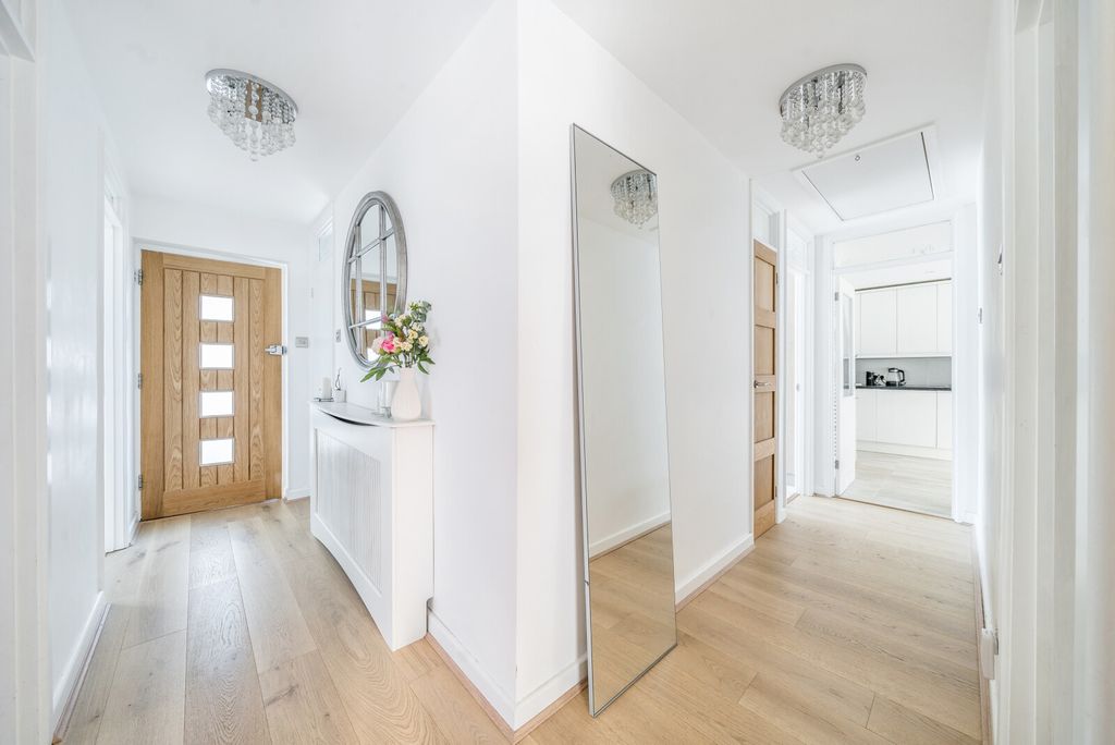 Property photo 2 of 27 Picture 2