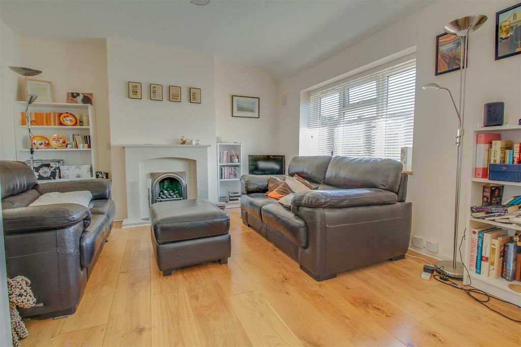 Property photo 3 of 9 14Asevenacres.Jpg
