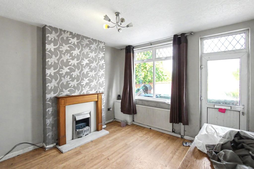 Property photo 2 of 15