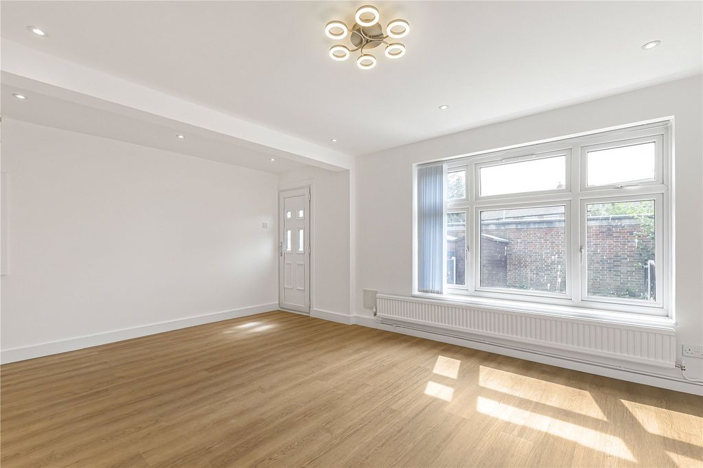 Property photo 2 of 25 Reception Room