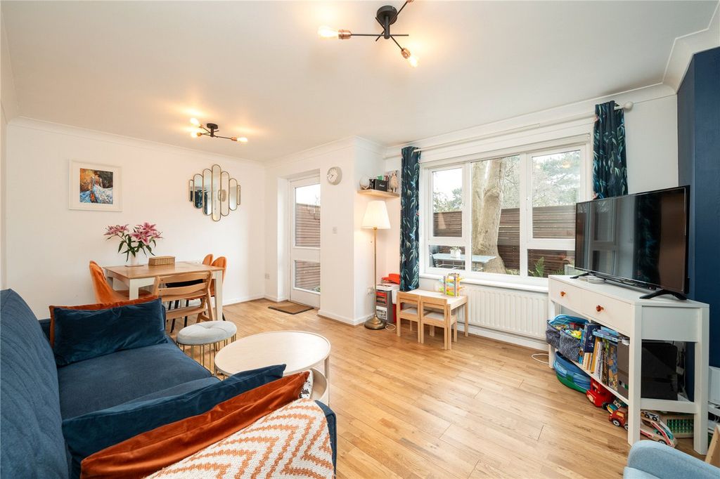 Property photo 1 of 8 Picture No. 02