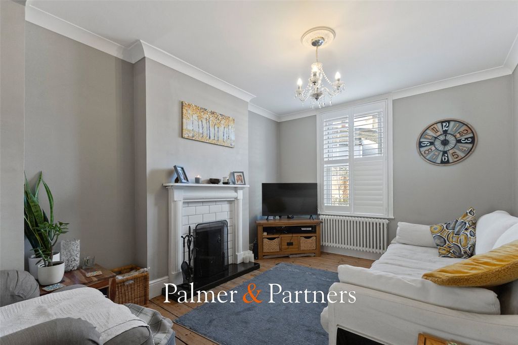 Property photo 3 of 25 Picture No. 05