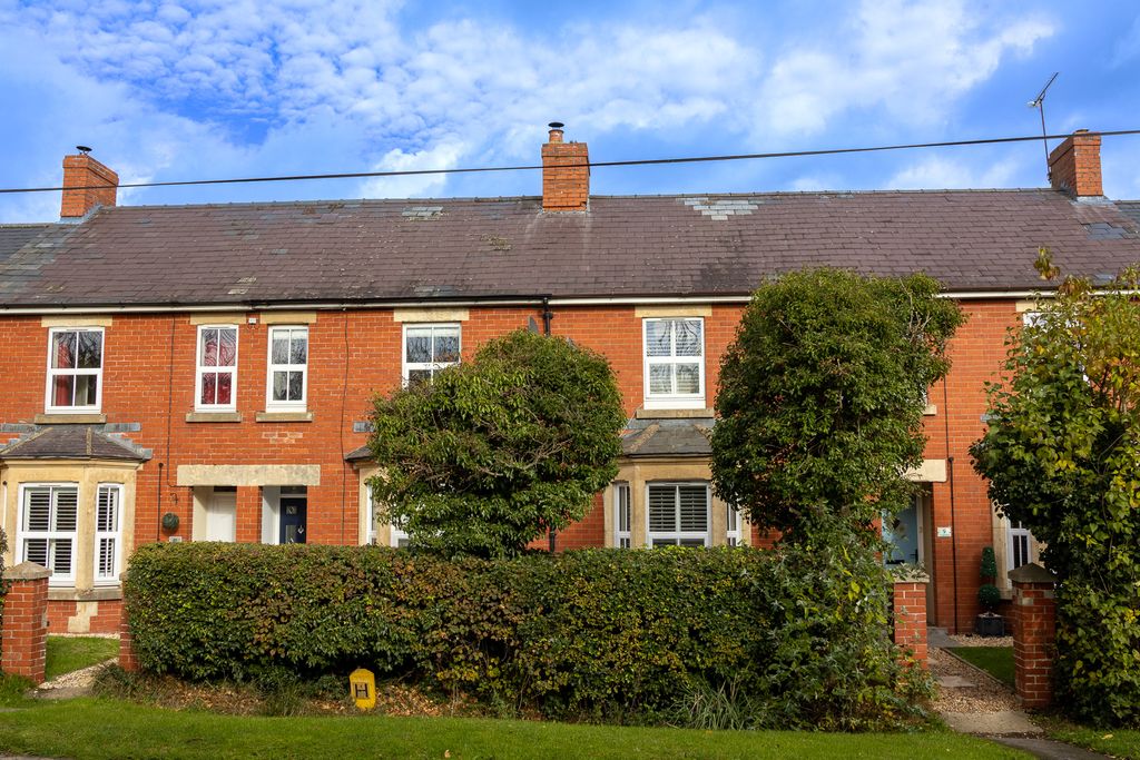 Property photo 1 of 18 Img_1195