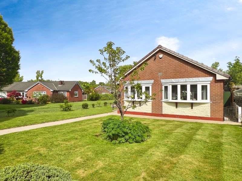 Property photo 1 of 18 External
